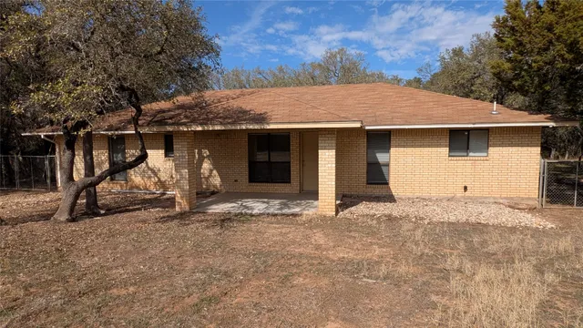 $1,995 | 16403 Forest Way, Austin, TX 78734