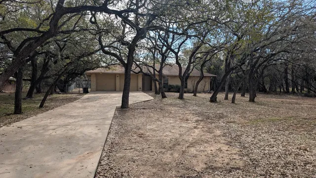 $1,995 | 16403 Forest Way, Austin, TX 78734