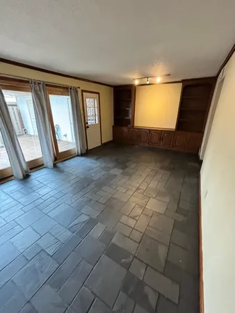$239,000 | 1935 Innsbruck Drive, Unit 45, Germantown, TN 38138