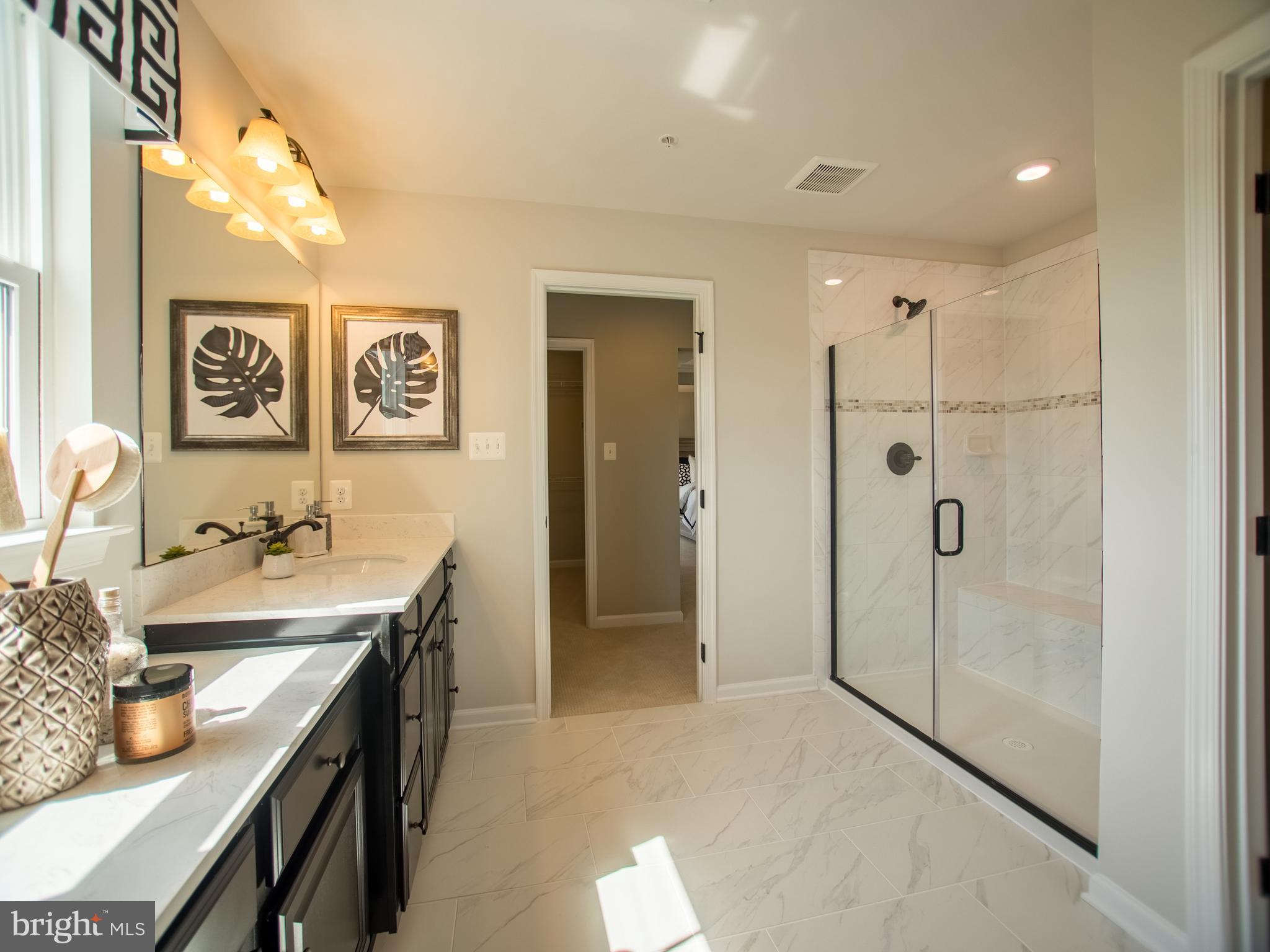 14408 Quarry View Road Brandywine, MD 20613 - Photo 15 of 25 OWNER' S SHOWER
