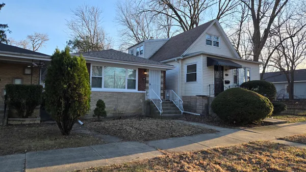 $288,000 | 237 West 117th Street, Chicago, IL 60628