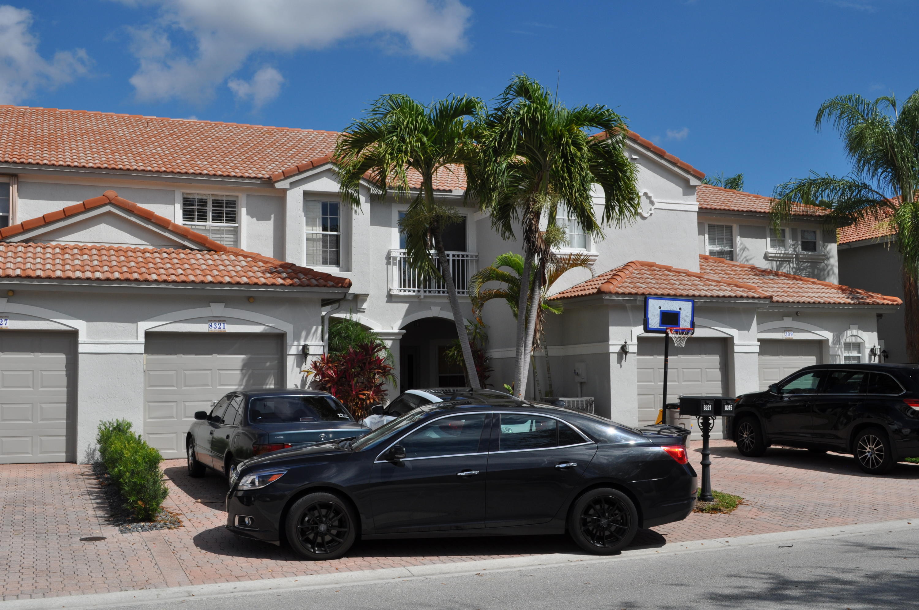 8321 Via Leonessa Boca Raton, FL 33433 - Photo 26 of 26 Front of building