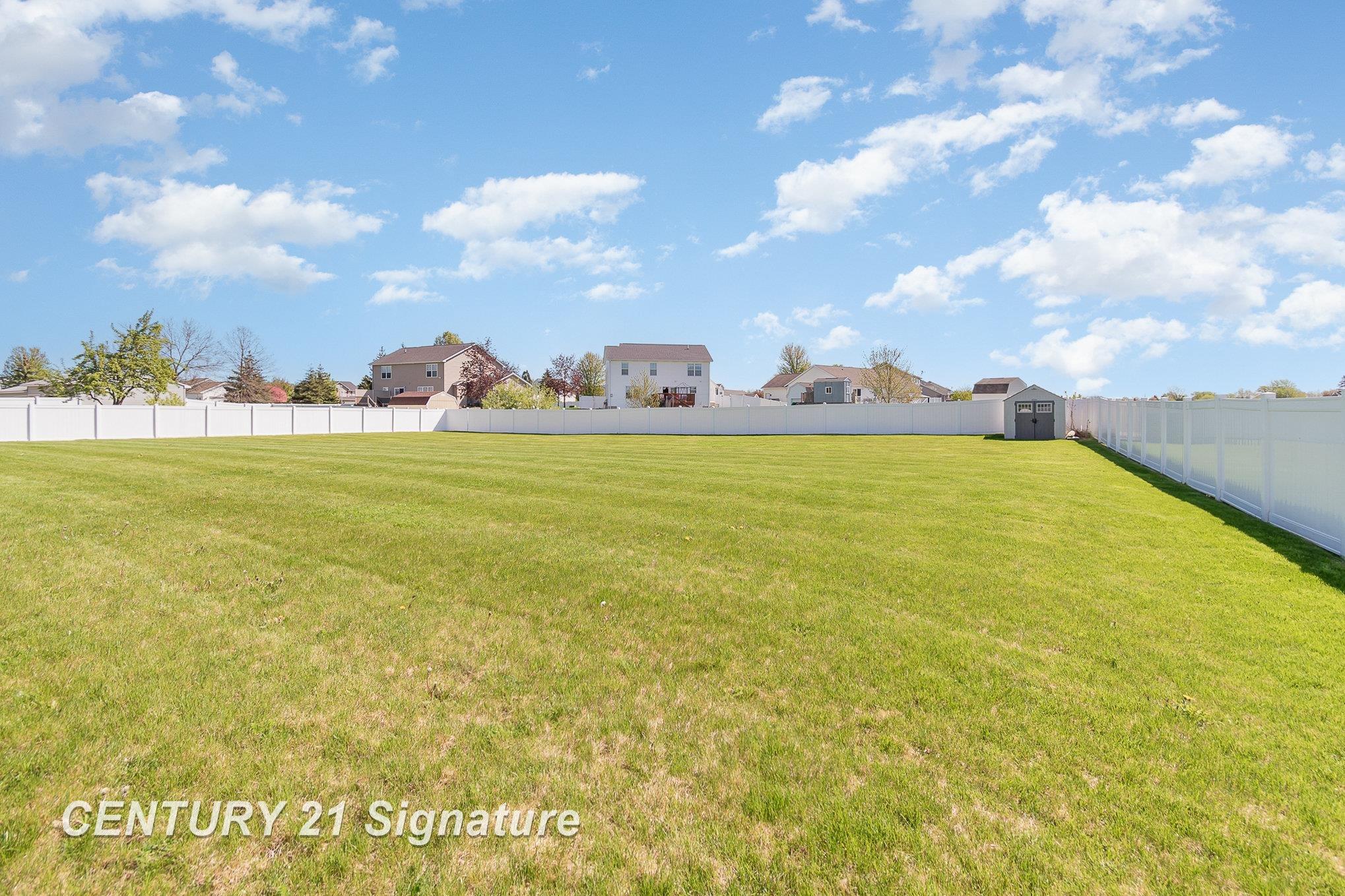 4100 Lawndale Road Saginaw, MI 48603 - Photo 35 of 40 50140932-f330c007-c1ca-4f99-b52e-3adbda89731d.JPG