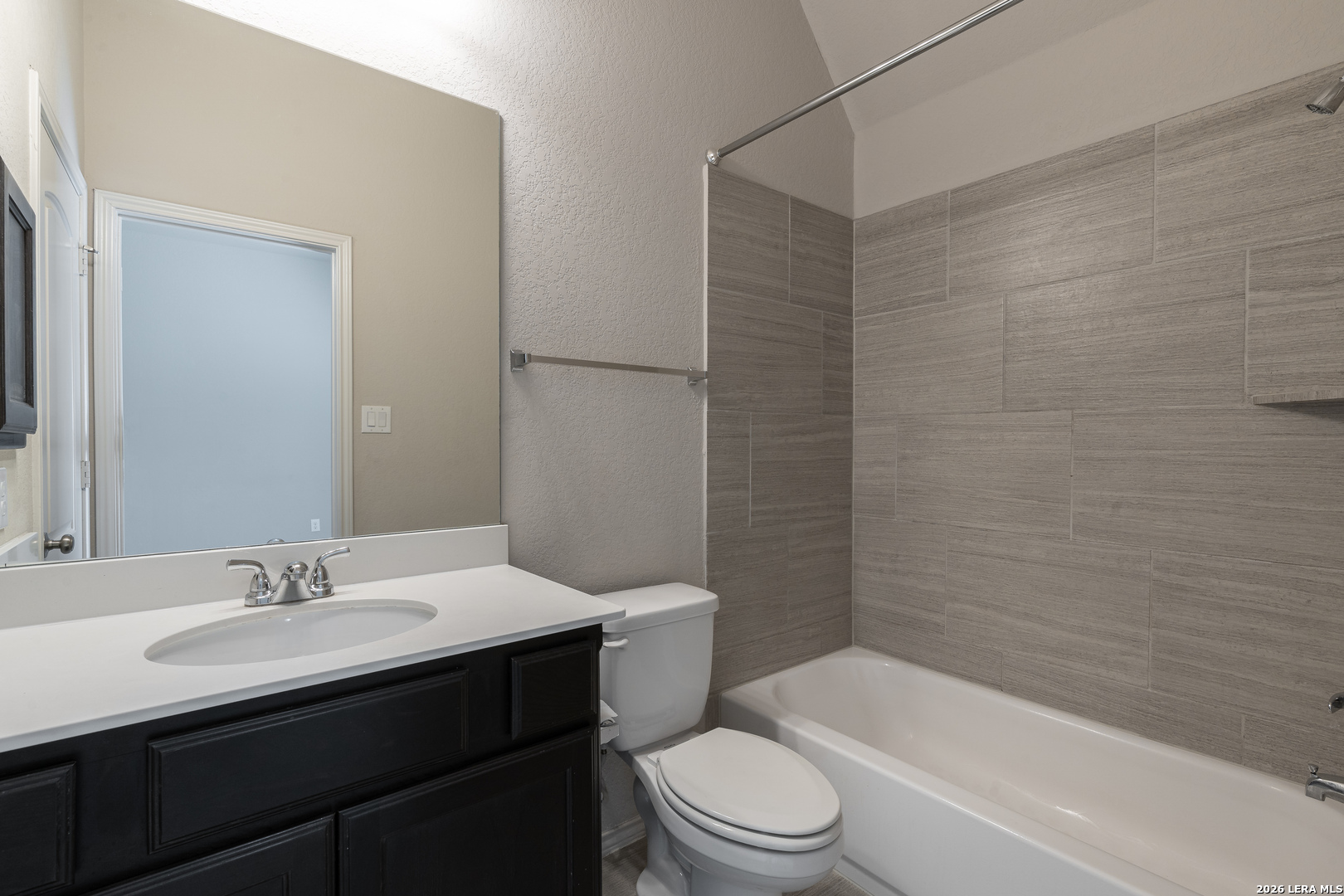 2138 Rustling Way Seguin, TX 78155 - Photo 18 of 32