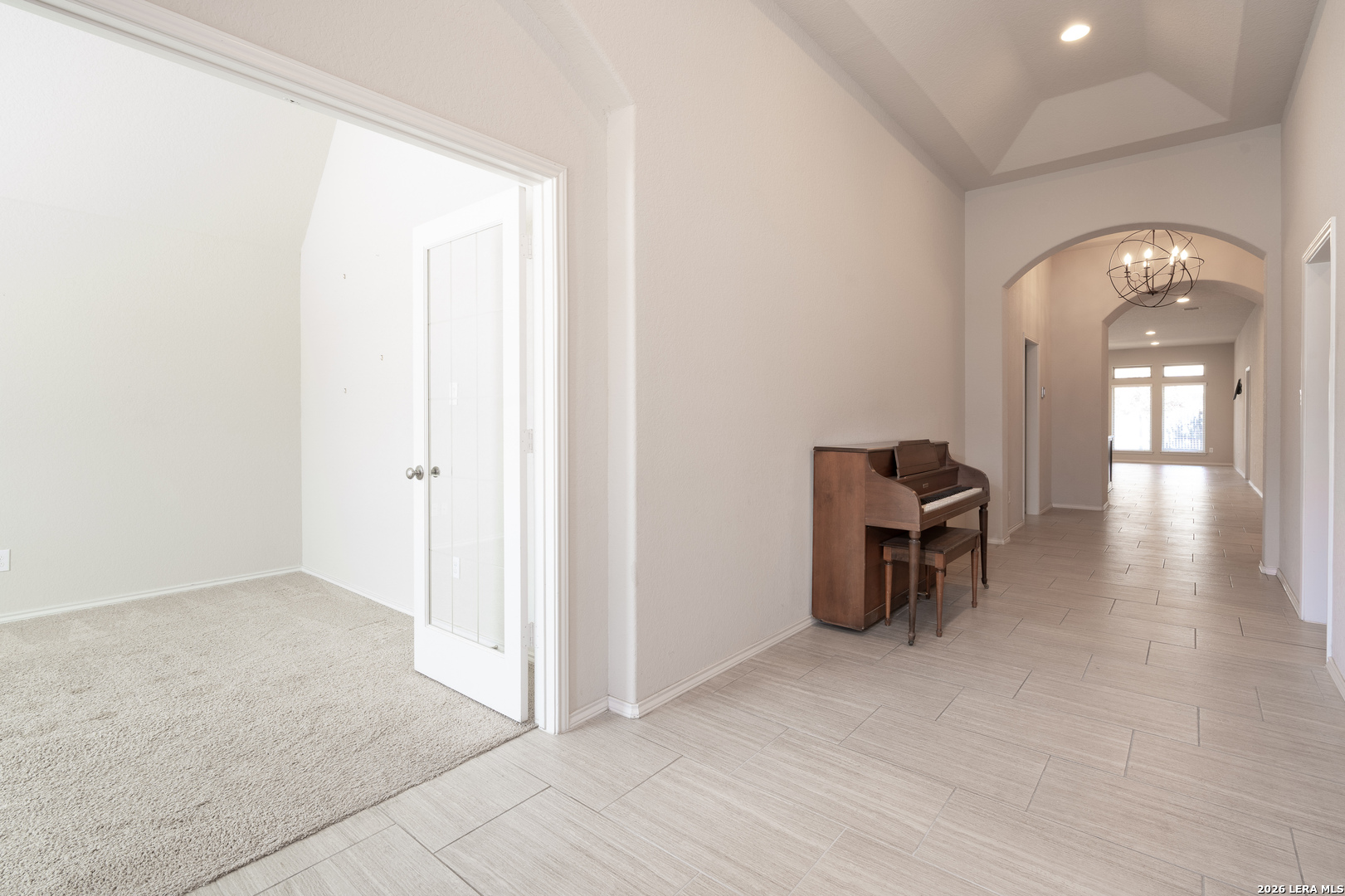 2138 Rustling Way Seguin, TX 78155 - Photo 4 of 32