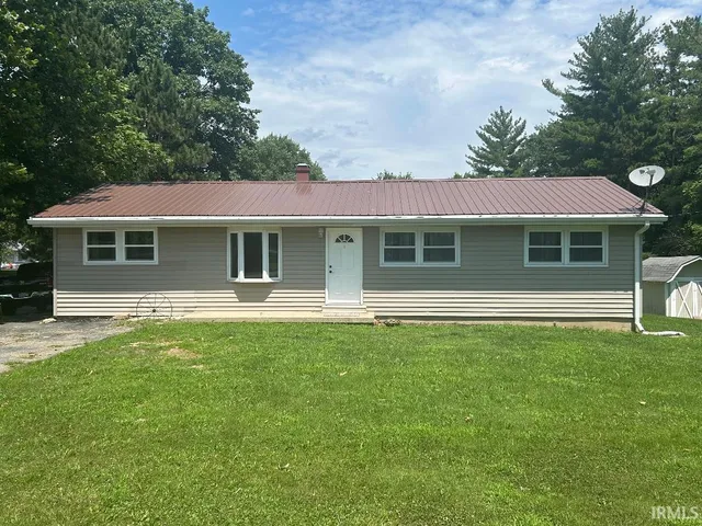 $179,000 | 312 West 3rd Street, West Lebanon, IN 47991