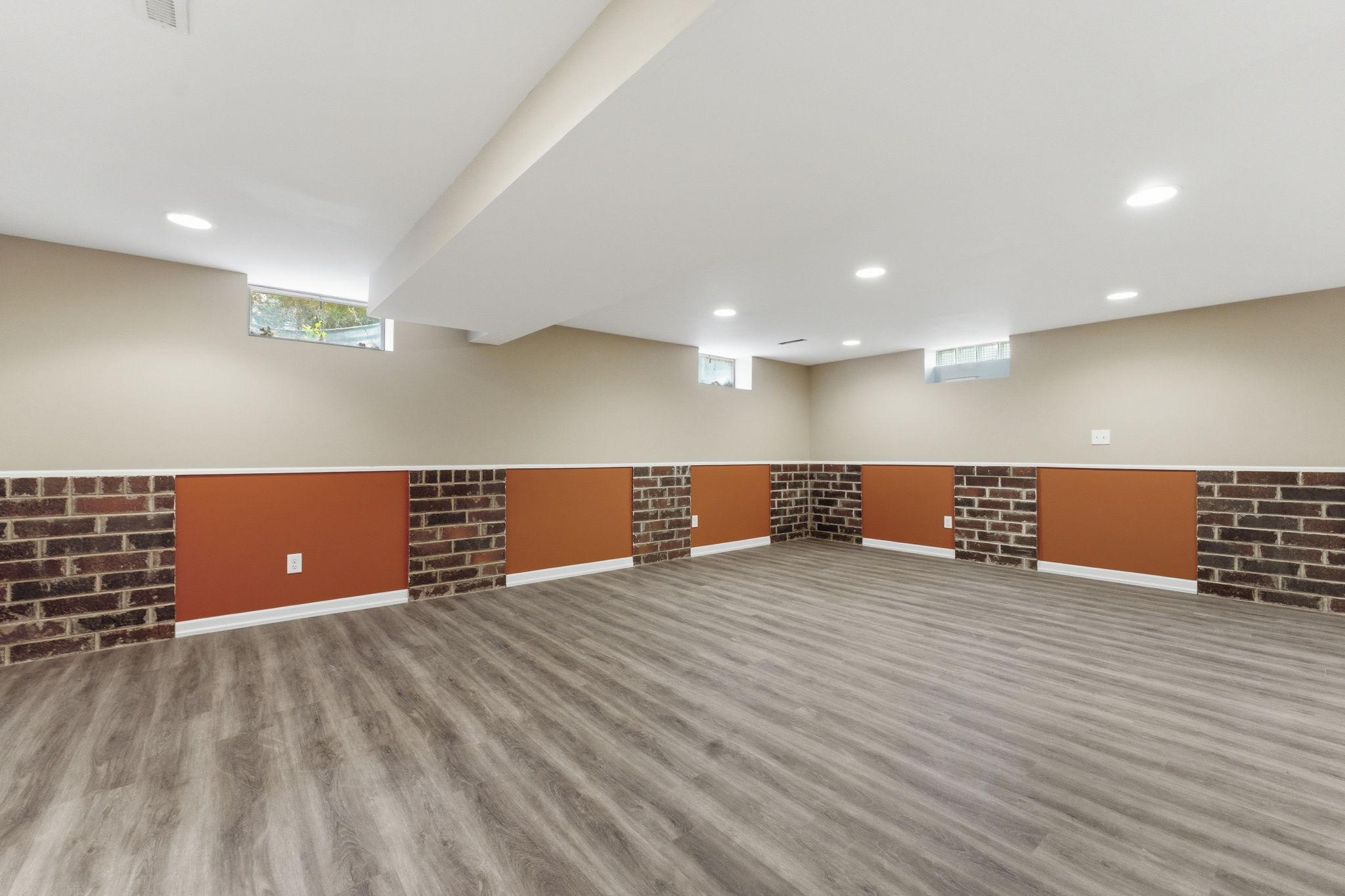 900 Green Street Hudson, WI 54016 - Photo 28 of 39