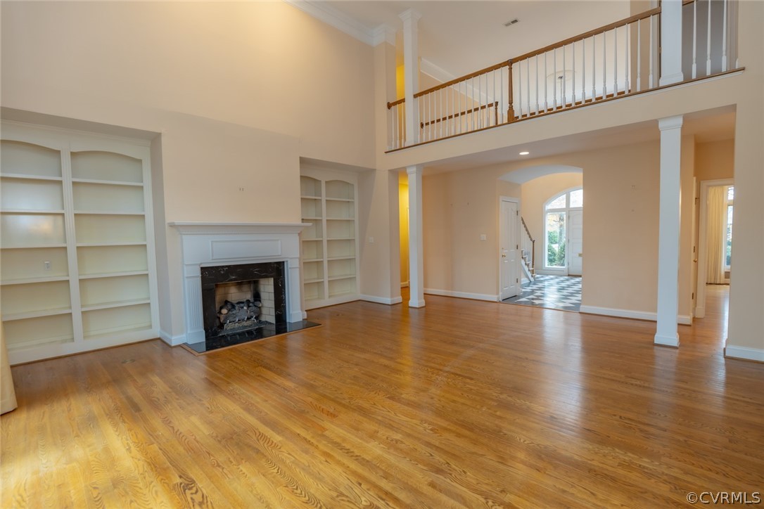 110 Penshurst Road Richmond, VA 23221 - Photo 12 of 39 The two story living room features a gas fireplace