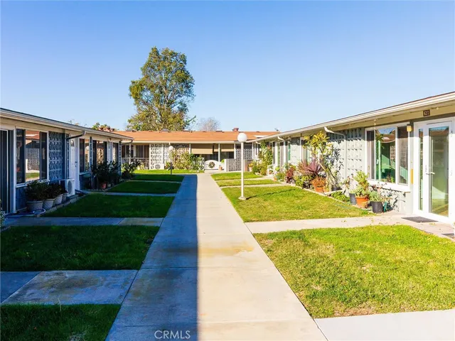 $266,000 | 13860 St Andrews Drive, Unit 62I, Seal Beach, CA 90740