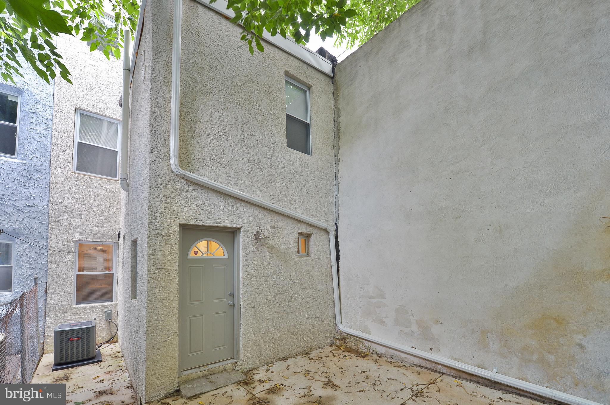 1729 Reed Street Philadelphia, PA 19146 - Photo 11 of 29