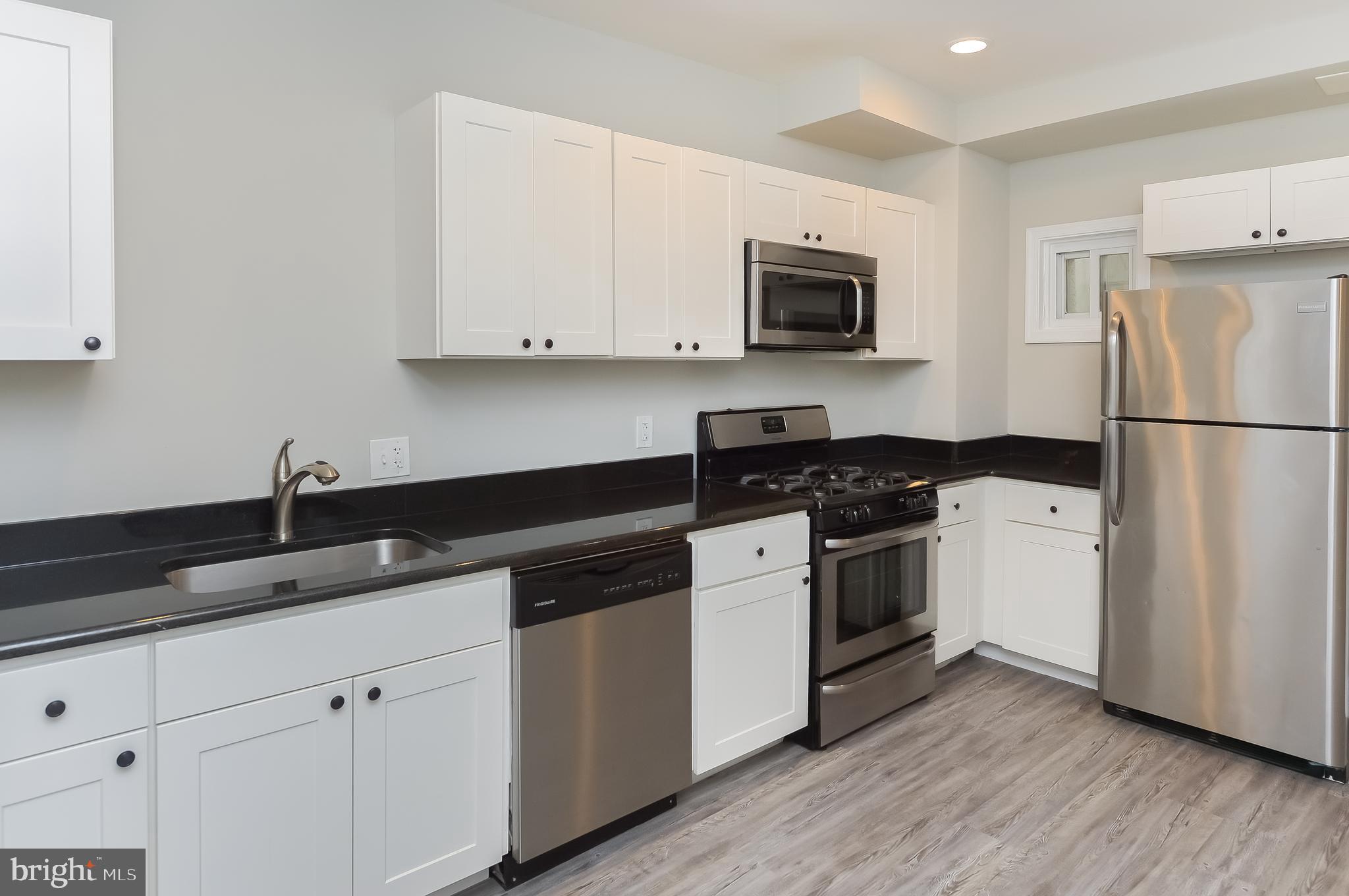 1729 Reed Street Philadelphia, PA 19146 - Photo 8 of 29