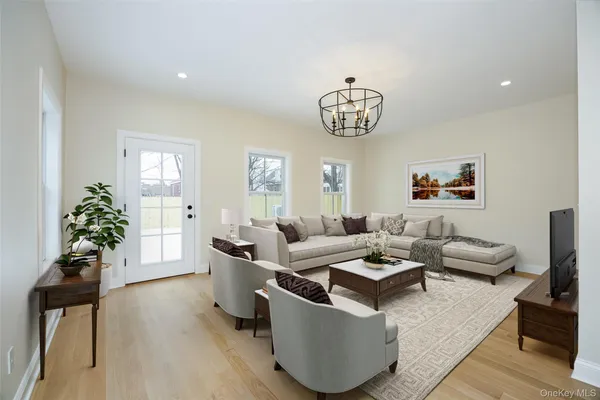 $979,000 | 15 Henry Street, Unit 2, Beacon, NY 12508