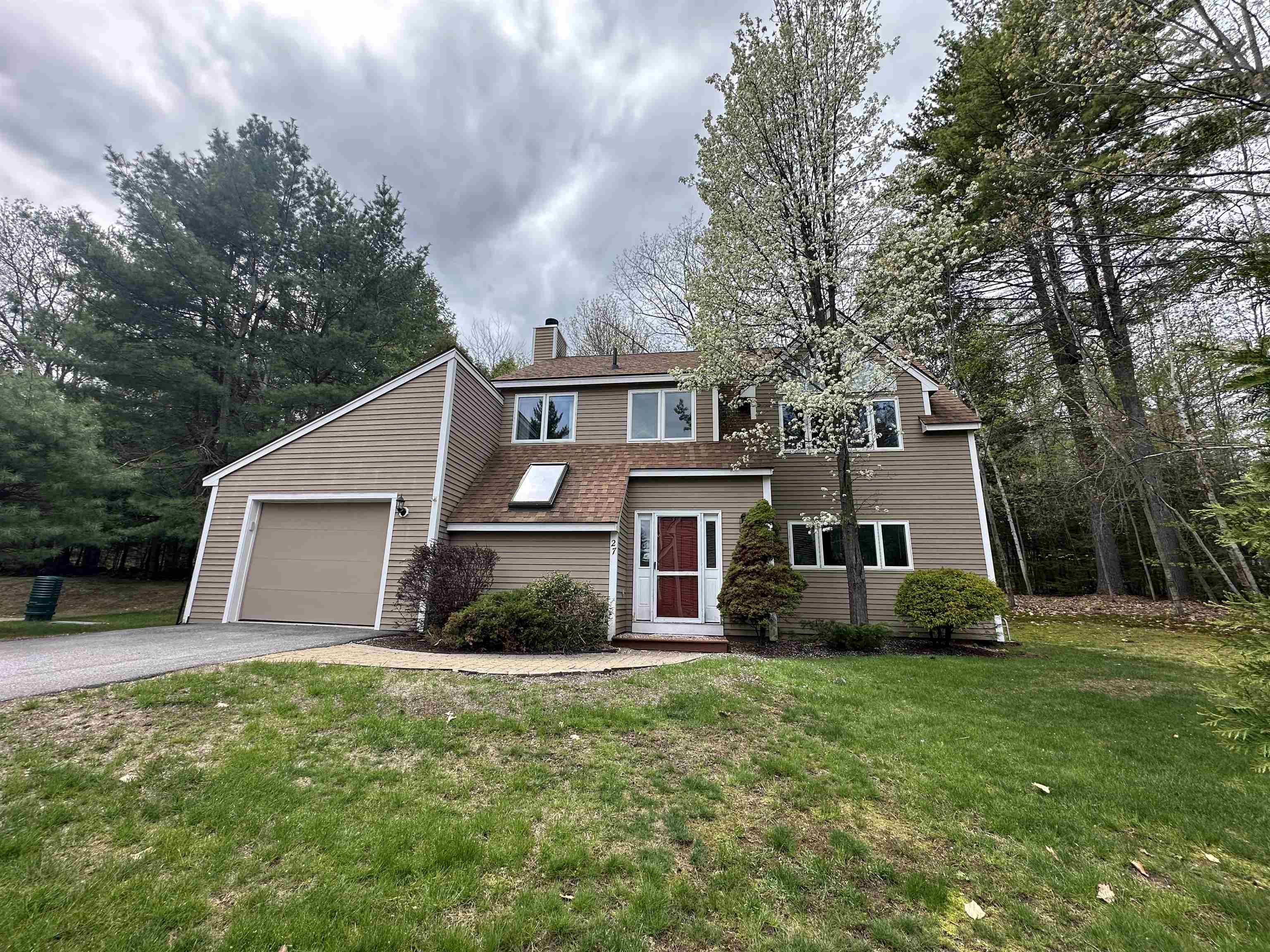 27 Alpine Circle Laconia, NH 03246 - Photo 3 of 52