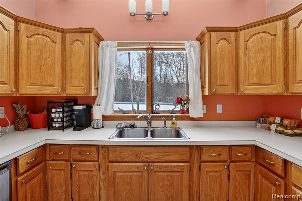 14101 Tuscola Road Clio, MI 48420 - Photo 12 of 28