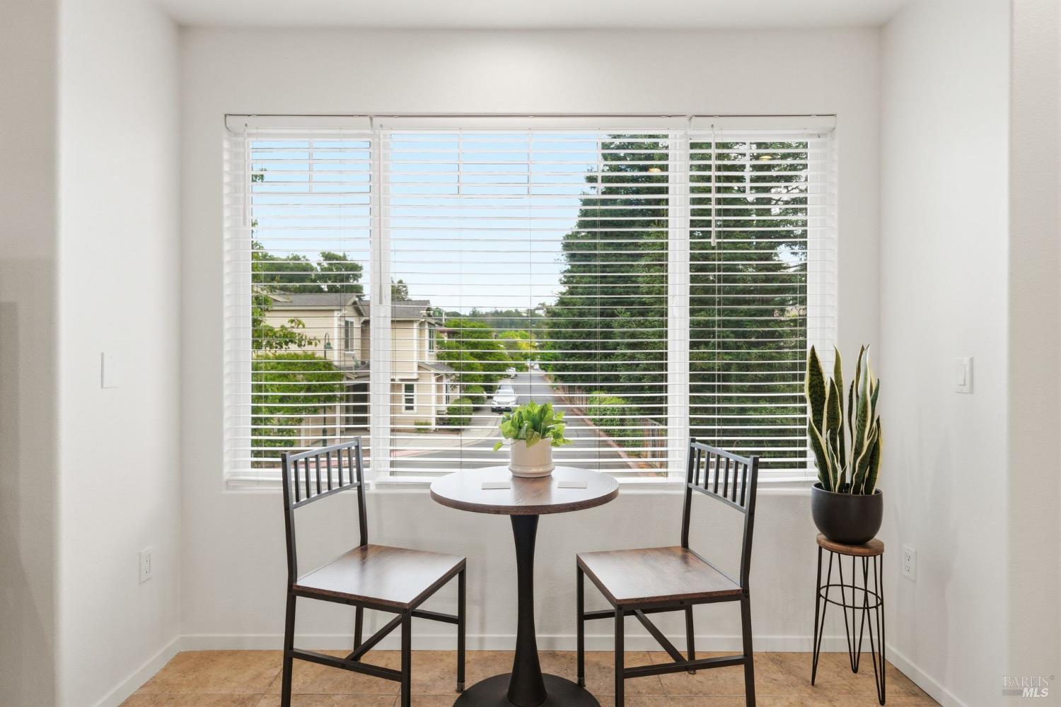 185 Lasso Lane Santa Rosa, CA 95403 - Photo 31 of 36