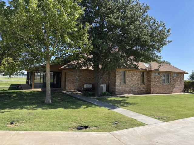 1900 Interstate 27 Plainview, TX 79072 - Photo 12 of 53 10_S side