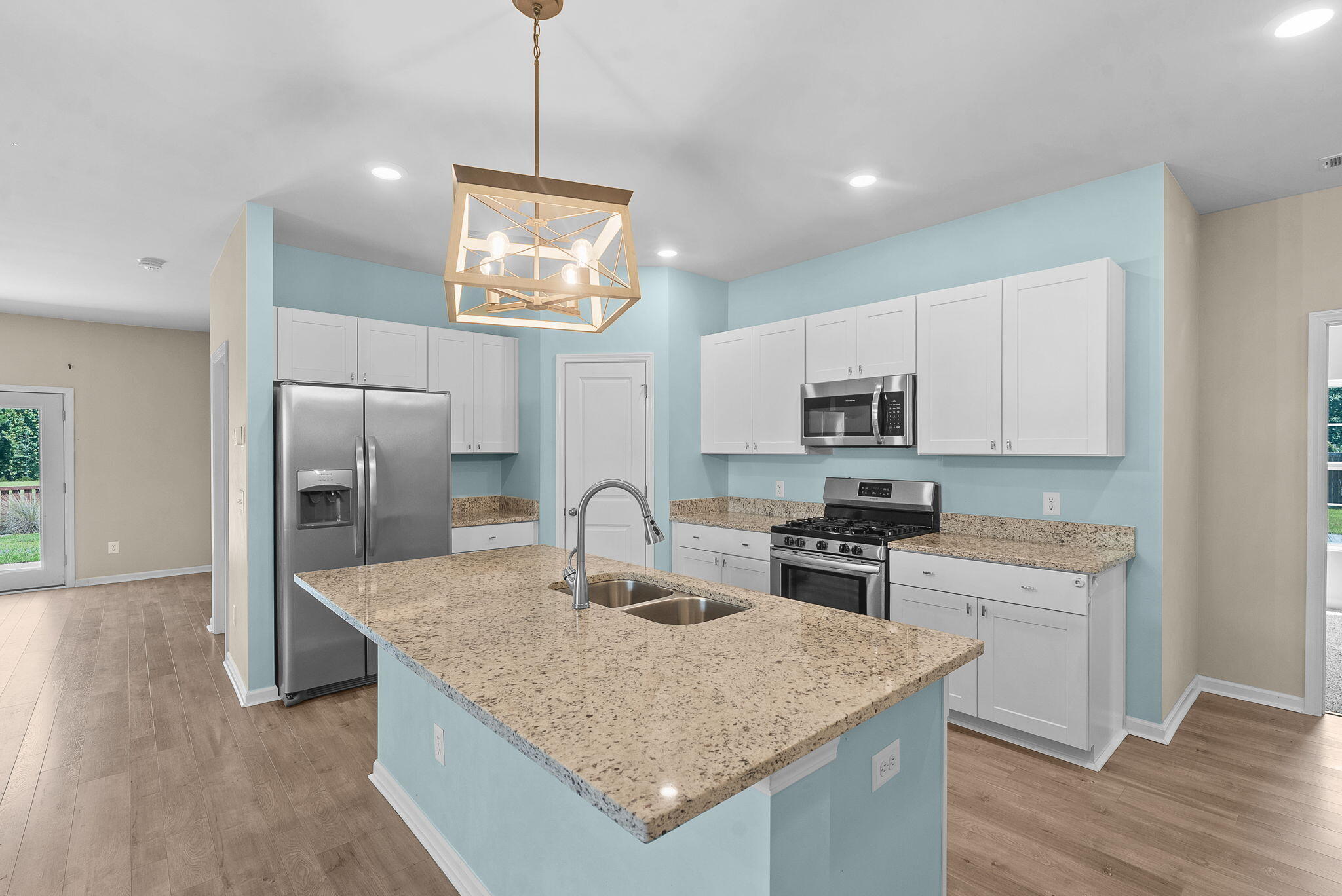 477 Spanish Wells Road Summerville, SC 29486 - Photo 8 of 32 10-web-or-mls-Barclay Media Co. -8
