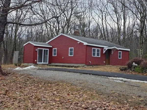 $390,000 | 1020 Richardson Road, Ashby, MA 01431