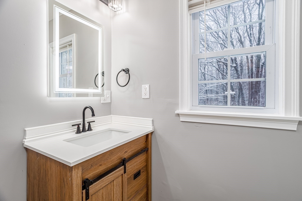 1020 Richardson Road Ashby, MA 01431 - Photo 22 of 28