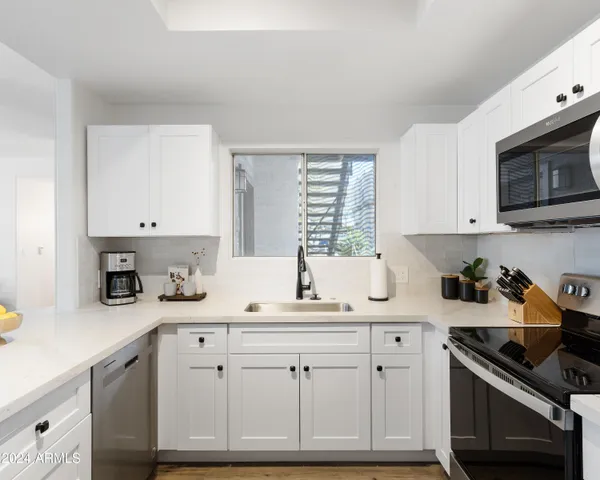 $3,250 | 11375 East Sahuaro Drive, Unit 1033, Scottsdale, AZ 85259