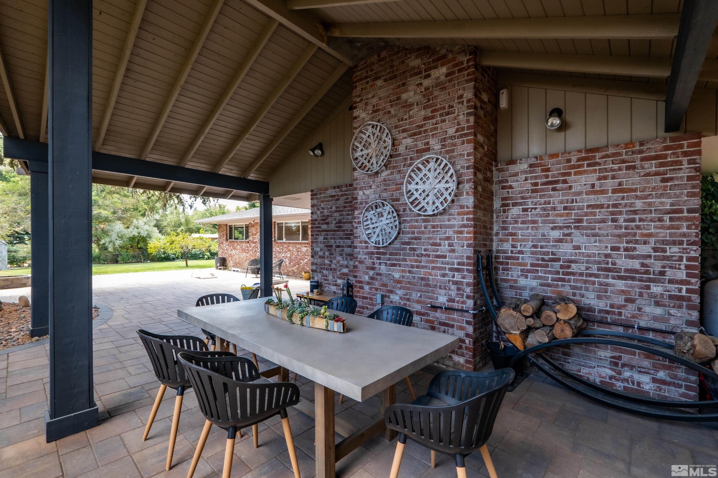 330 Chevy Chase Street Reno, NV 89509 - Photo 30 of 40 a view of a outdoor seating area with furniture
