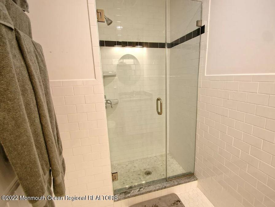 1301 Ocean Avenue, Unit 2 Point Pleasant Beach, NJ 08742 - Photo 12 of 13 bathroom