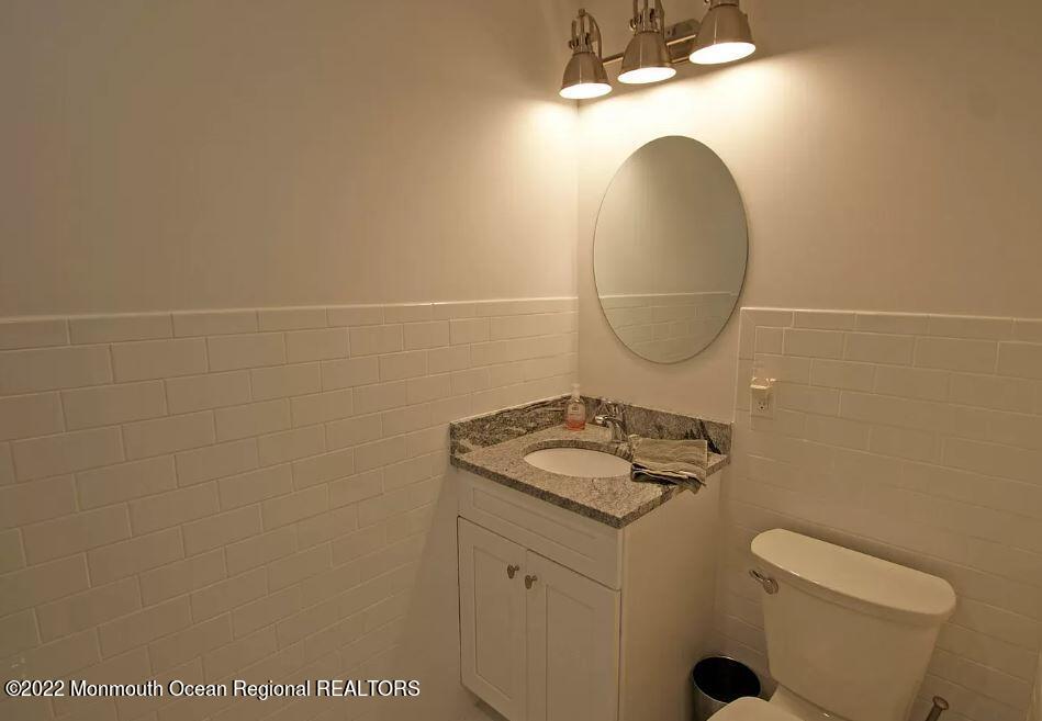 1301 Ocean Avenue, Unit 2 Point Pleasant Beach, NJ 08742 - Photo 13 of 13 bathroom 2