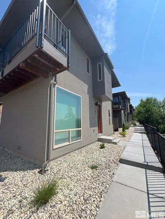 $2,050 | 760 Bluffs Court, Unit 101, Reno, NV 89523