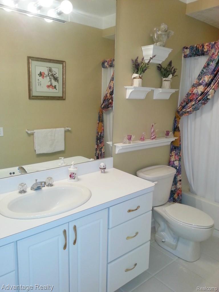 67661 Quail Ridge Washington, MI 48095 - Photo 34 of 57 20140122_141825.jpg