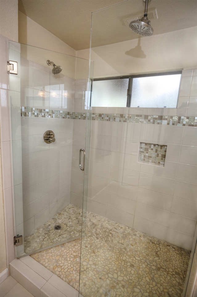 4774 Gateshead Road Carlsbad, CA 92010 - Photo 12 of 25 Gallery Image 12