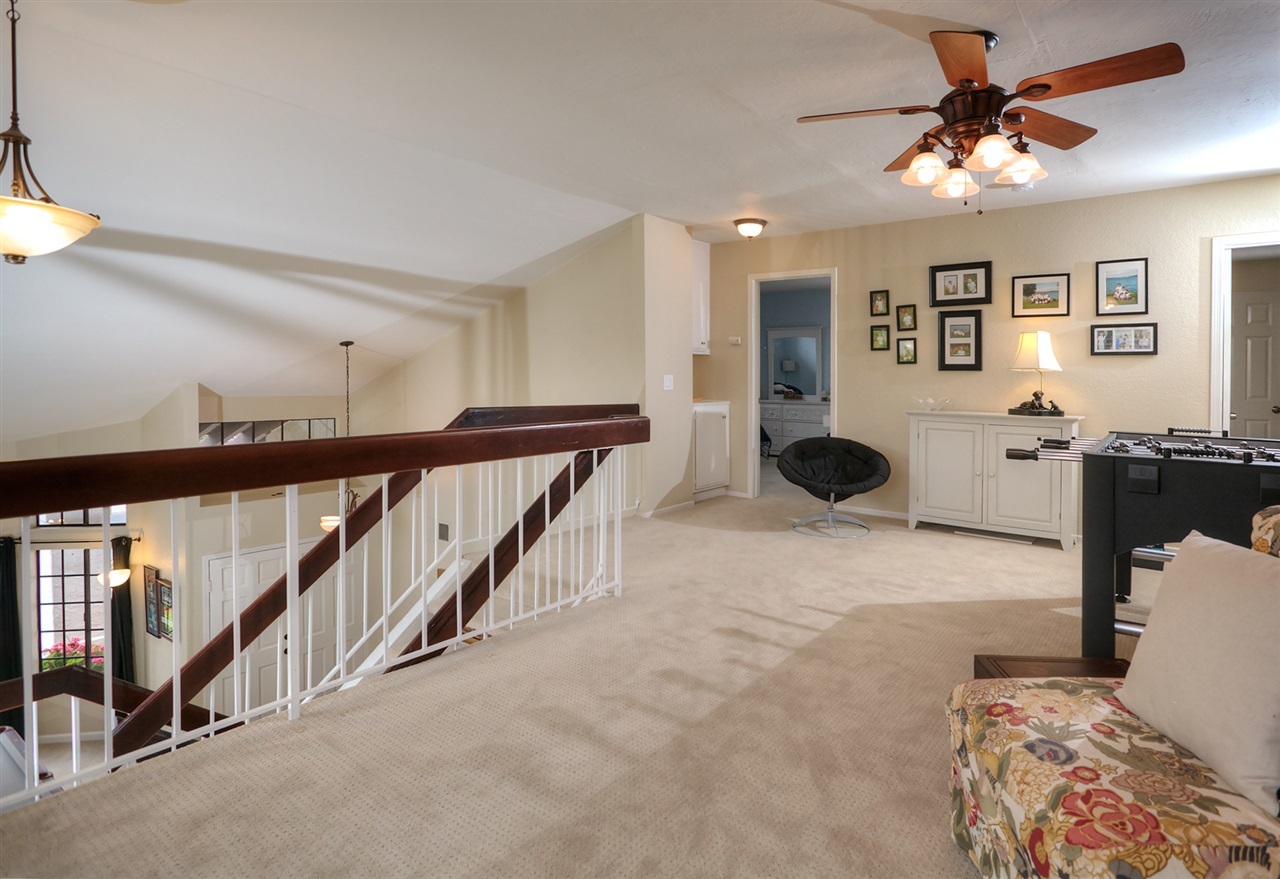 4774 Gateshead Road Carlsbad, CA 92010 - Photo 5 of 25 Gallery Image 5