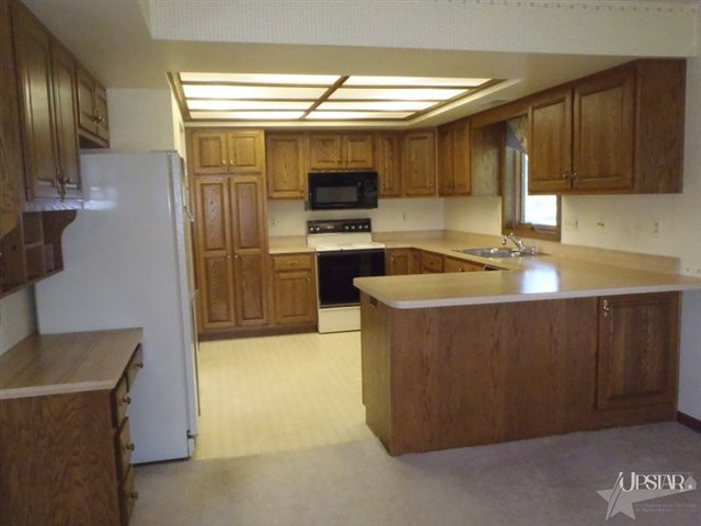 10105 Hosler Road Leo, IN 46765 - Photo 9 of 20