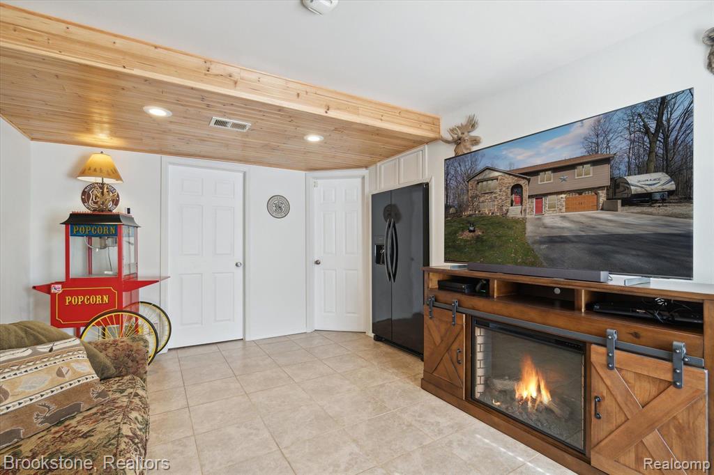 8247 Barden Road Davison, MI 48423 - Photo 24 of 48