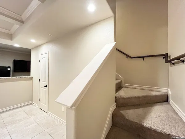 $1,295 | 6606 Arancione Avenue, Unit 102, San Antonio, TX 78233