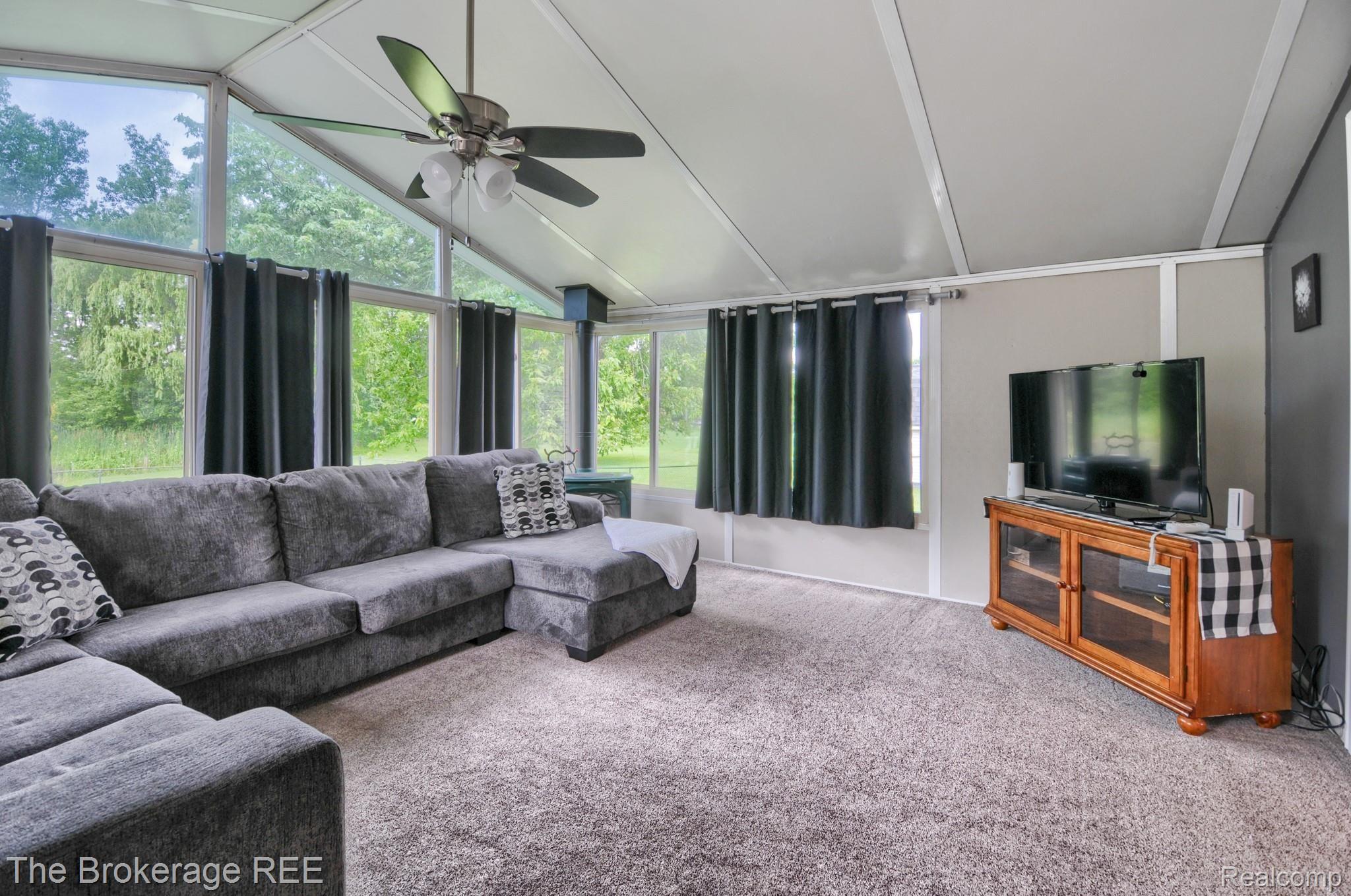 3180 South Irish Road Davison, MI 48423 - Photo 16 of 37 SD3_9625-HDR(5).jpg