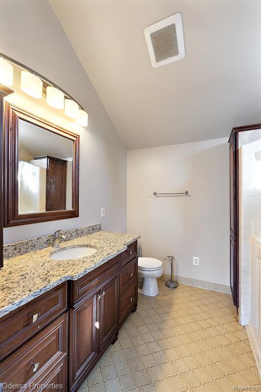 7525 22 Mile Road Utica, MI 48317 - Photo 42 of 79