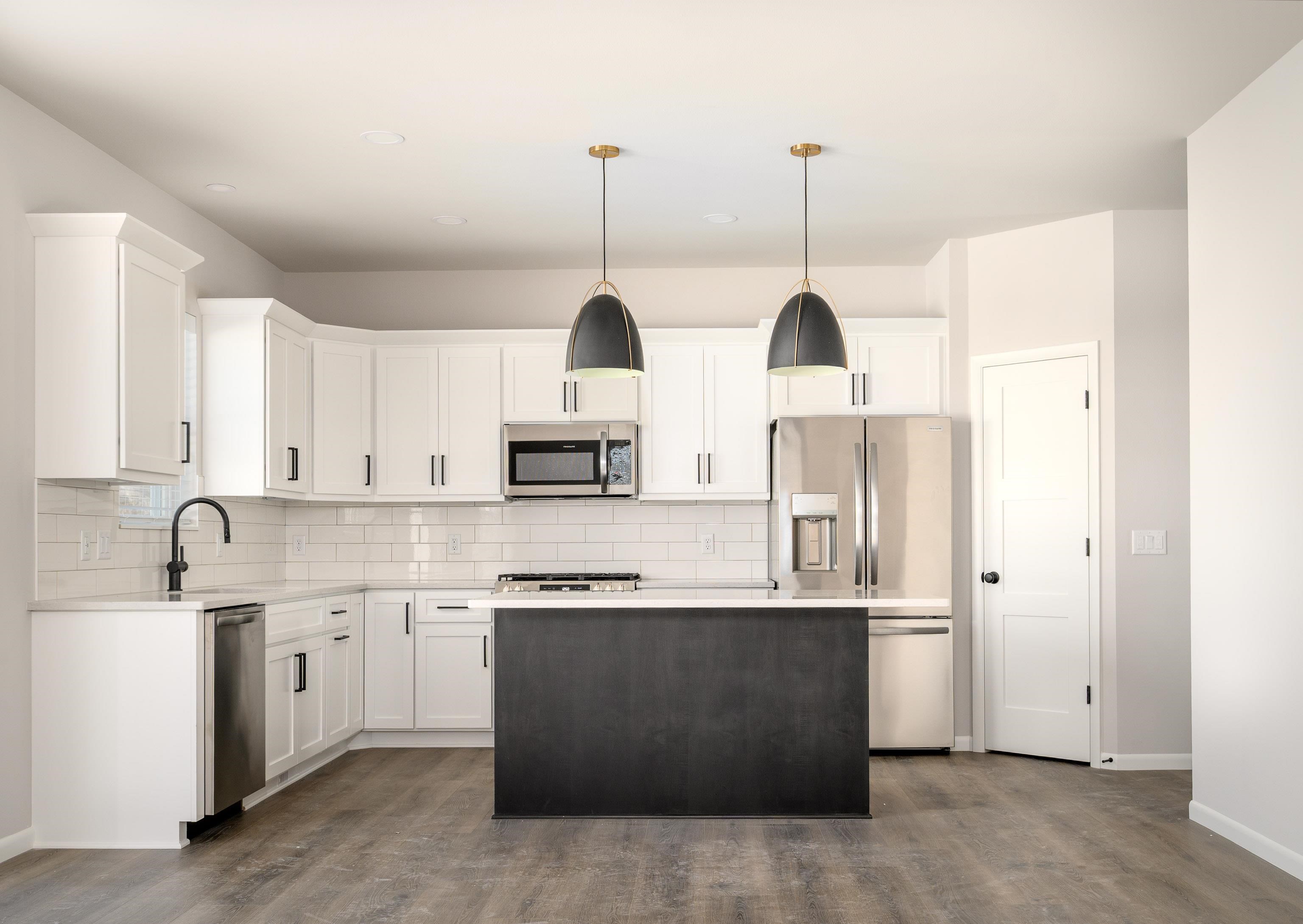 1798 Summerfield Way Sun Prairie, WI 53590 - Photo 9 of 22