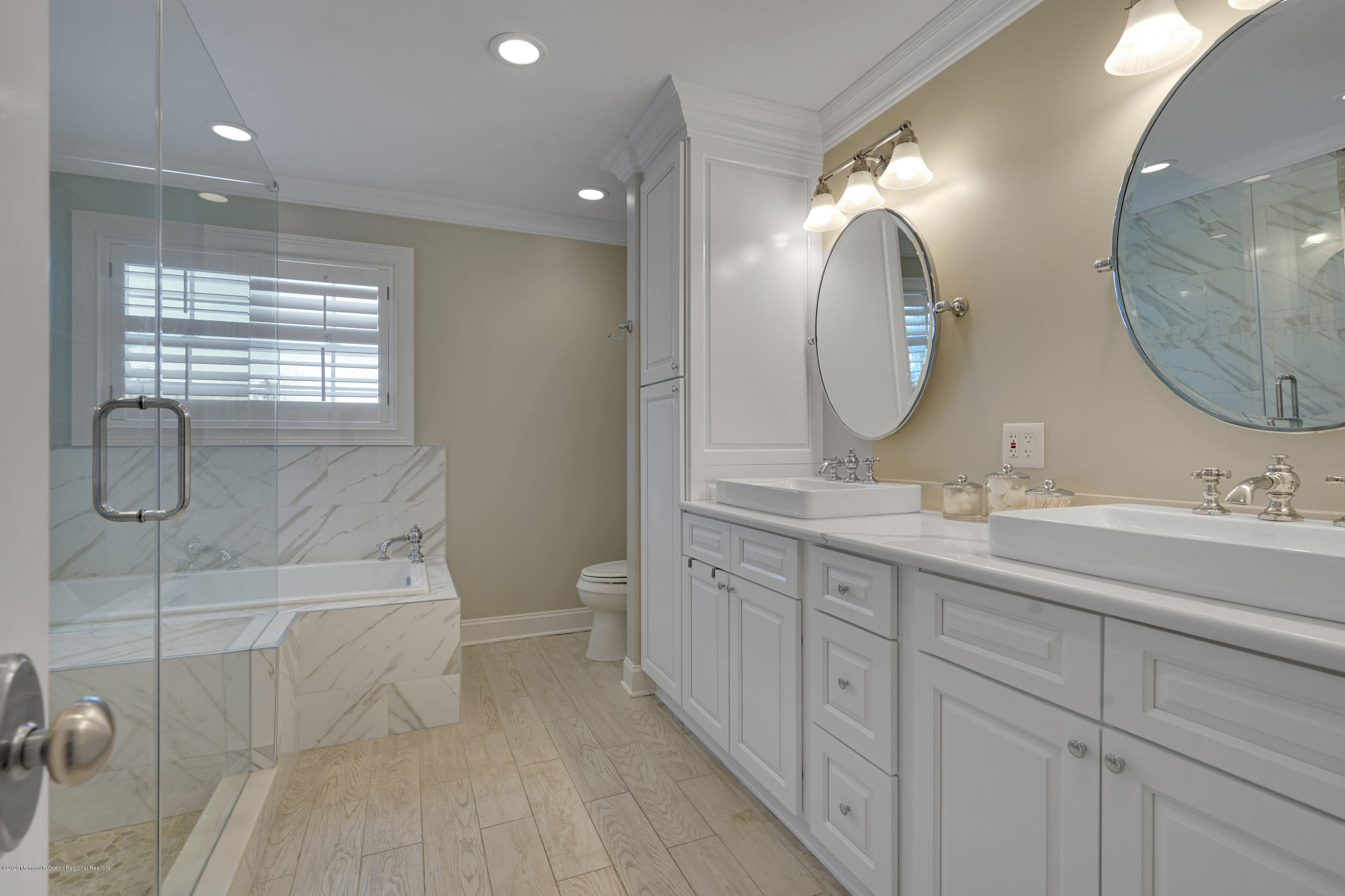 8 Lancaster Way Jackson, NJ 08527 - Photo 40 of 58 Master Bath