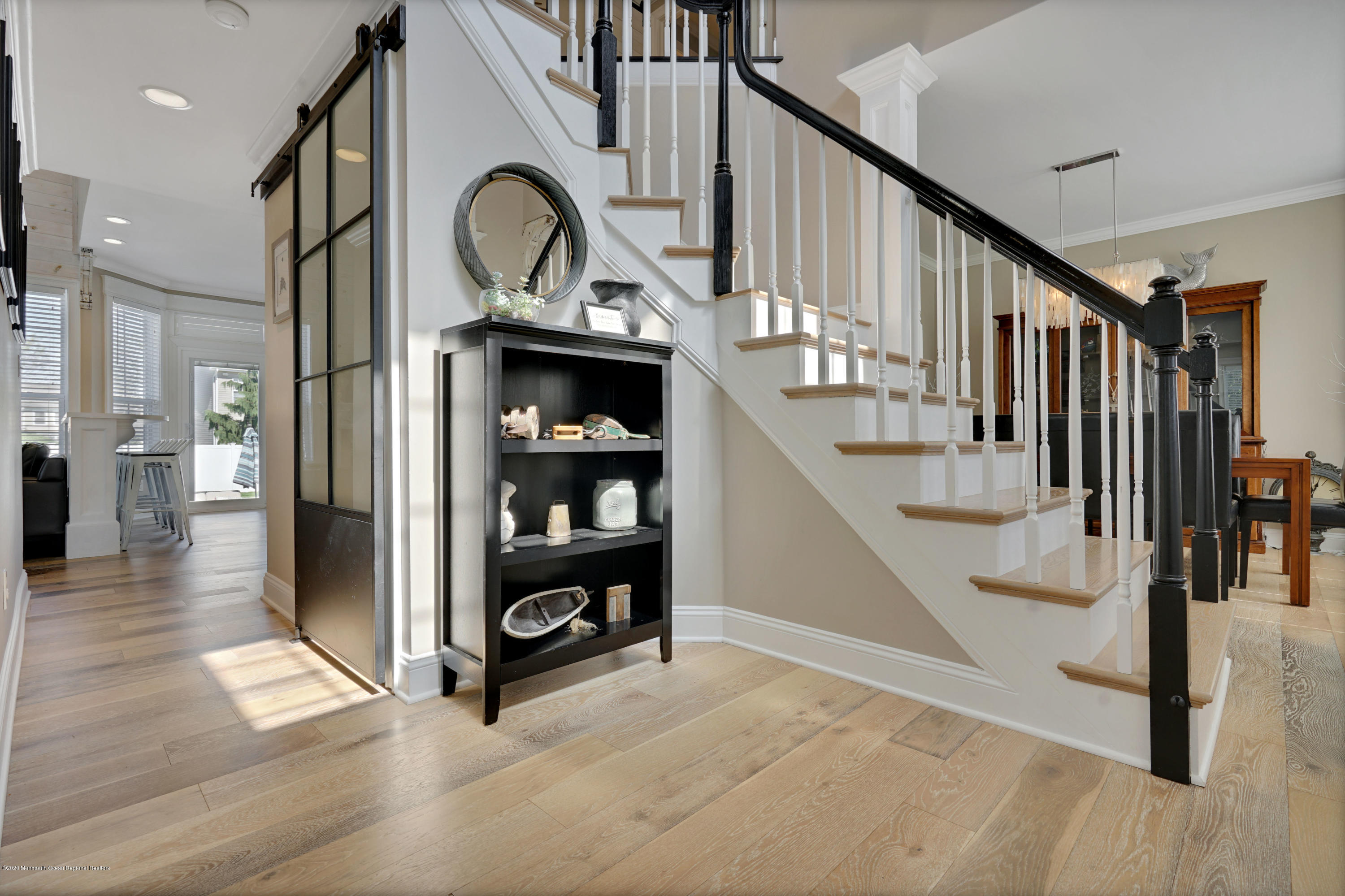 8 Lancaster Way Jackson, NJ 08527 - Photo 4 of 58 Foyer