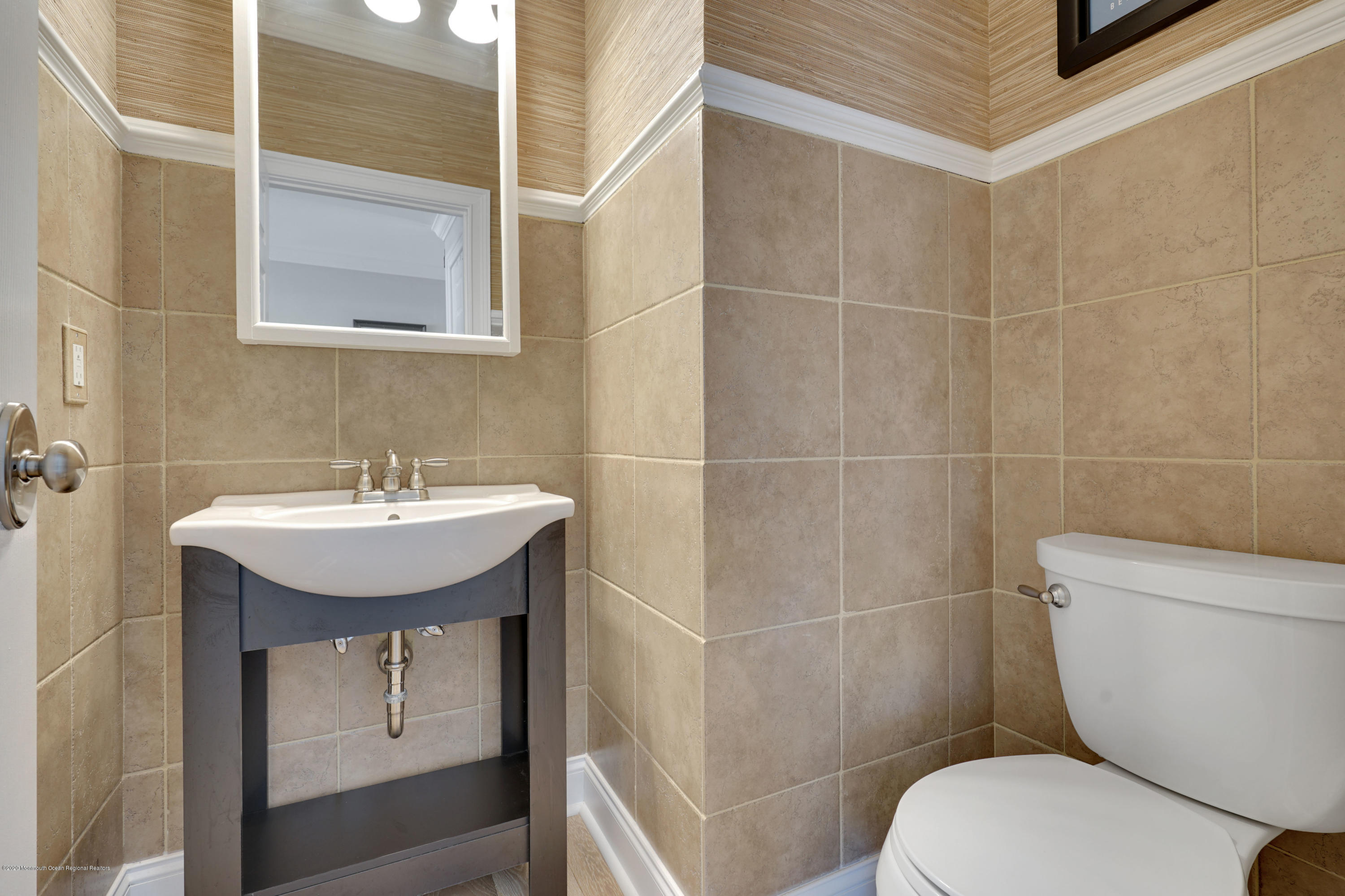 8 Lancaster Way Jackson, NJ 08527 - Photo 46 of 58 Powder Room