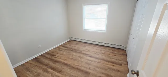 $1,700 | 318 West Naperville Road, Unit 3, Westmont, IL 60559