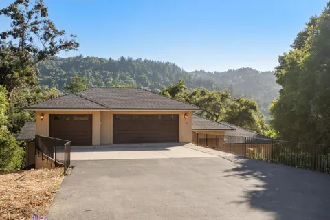 $3,888,000 | 310 Old Spanish Trail, Portola Valley, CA 94028