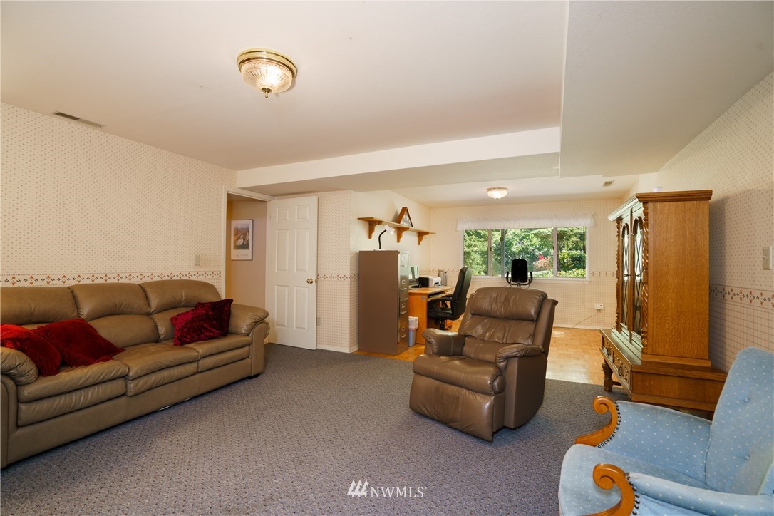 730 North Waugh Road Mount Vernon, WA 98273 - Photo 15 of 37 Gallery Image 15