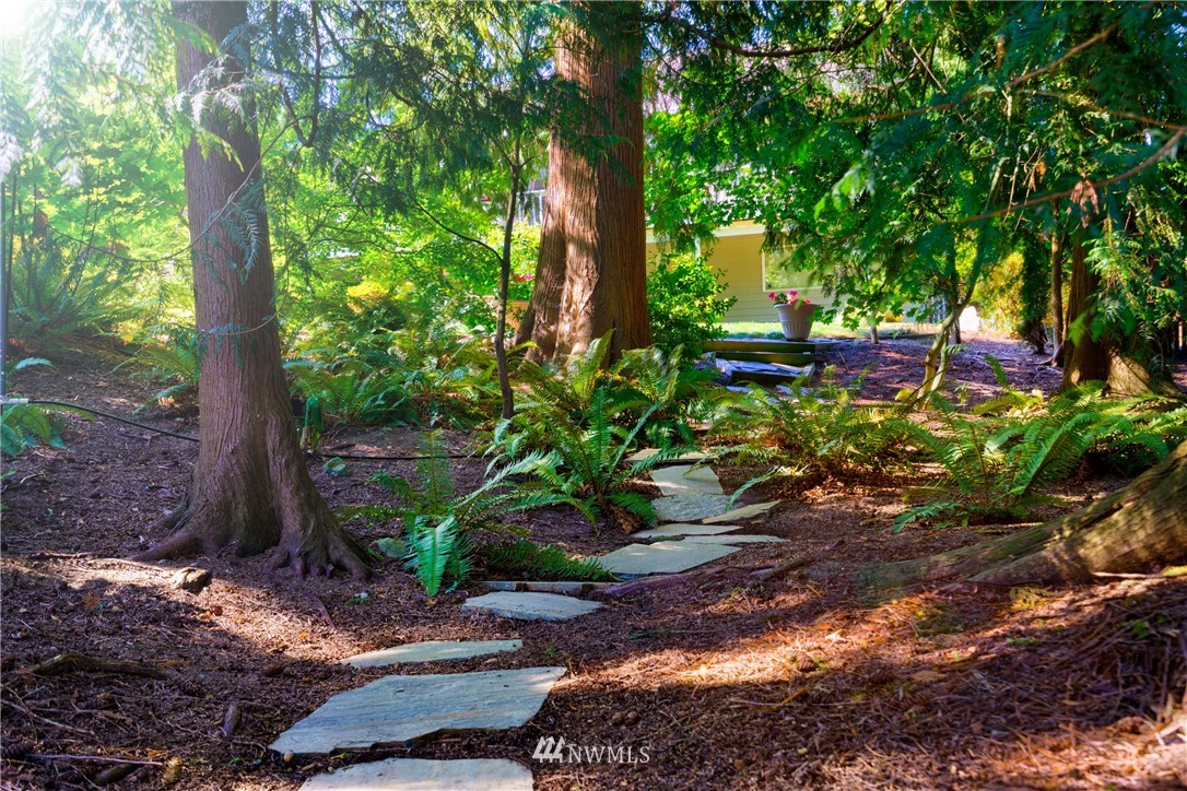730 North Waugh Road Mount Vernon, WA 98273 - Photo 31 of 37 Gallery Image 31