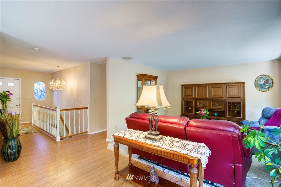 730 North Waugh Road Mount Vernon, WA 98273 - Photo 8 of 37 Gallery Image 8