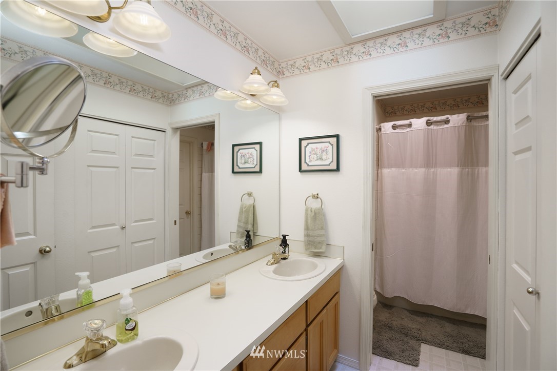 730 North Waugh Road Mount Vernon, WA 98273 - Photo 9 of 37 Gallery Image 9