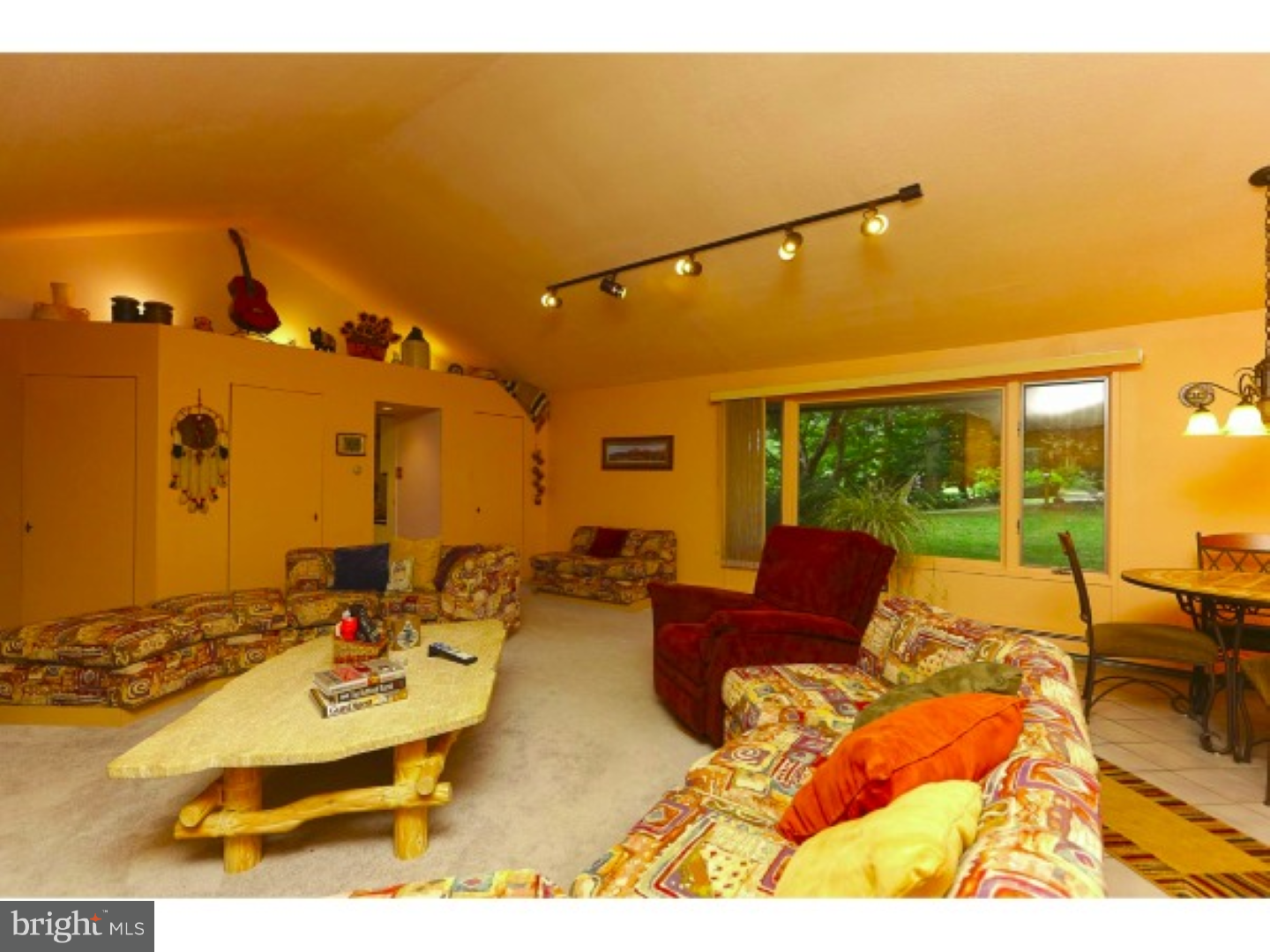 1093 Kingsley Road Jenkintown, PA 19046 - Photo 14 of 25 Great Room