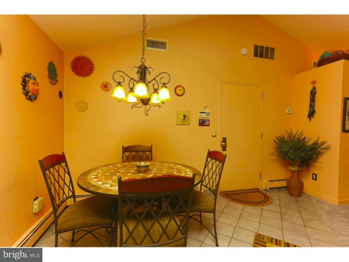 1093 Kingsley Road Jenkintown, PA 19046 - Photo 15 of 25 Great Room