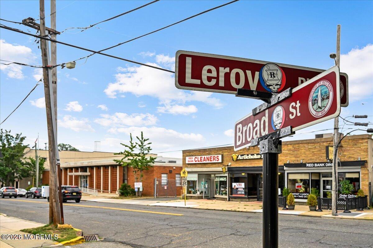 17 Leroy Place, Unit 3B Red Bank, NJ 07701 - Photo 22 of 38 a street sign on a street corner