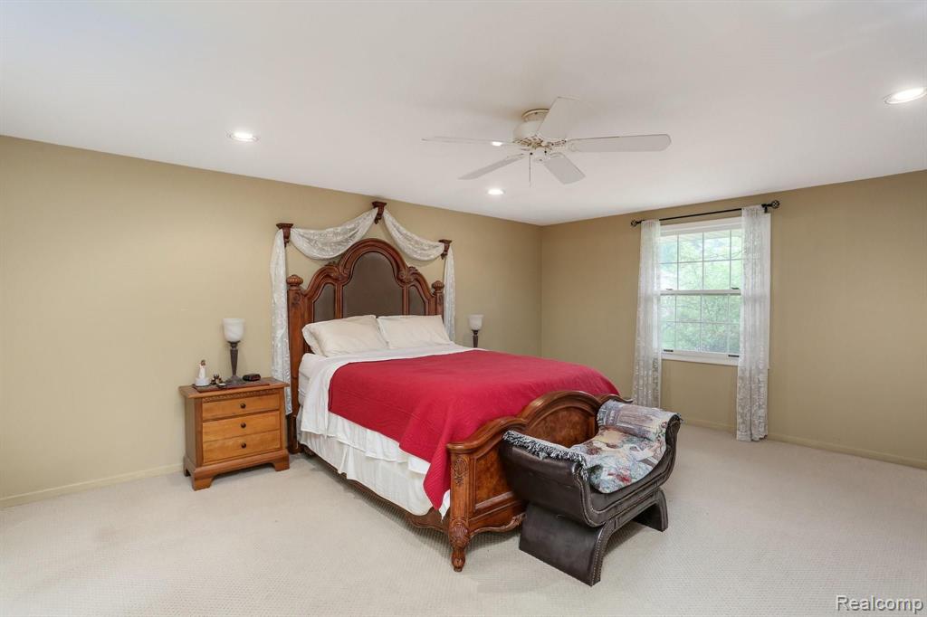 1793 North Kilburn Road Rochester Hills, MI 48306 - Photo 17 of 25